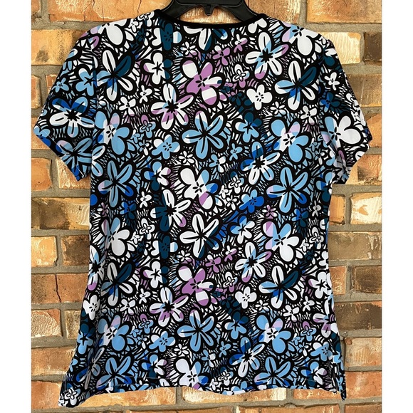 MedCouture Prints Multicolored Floral Short Sleeve Medical Scrub Top Medium - Picture 3 of 4